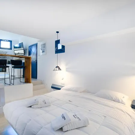 Blue White Residence